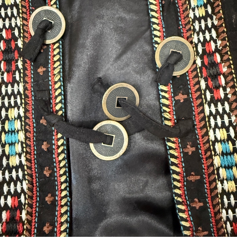 Graff Southwestern Style Black Vest with Colorful Embroidery Size M - Picture 12 of 17